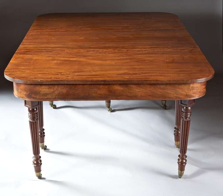 British A Regency Period Mahogany Extension Dining Table For Sale