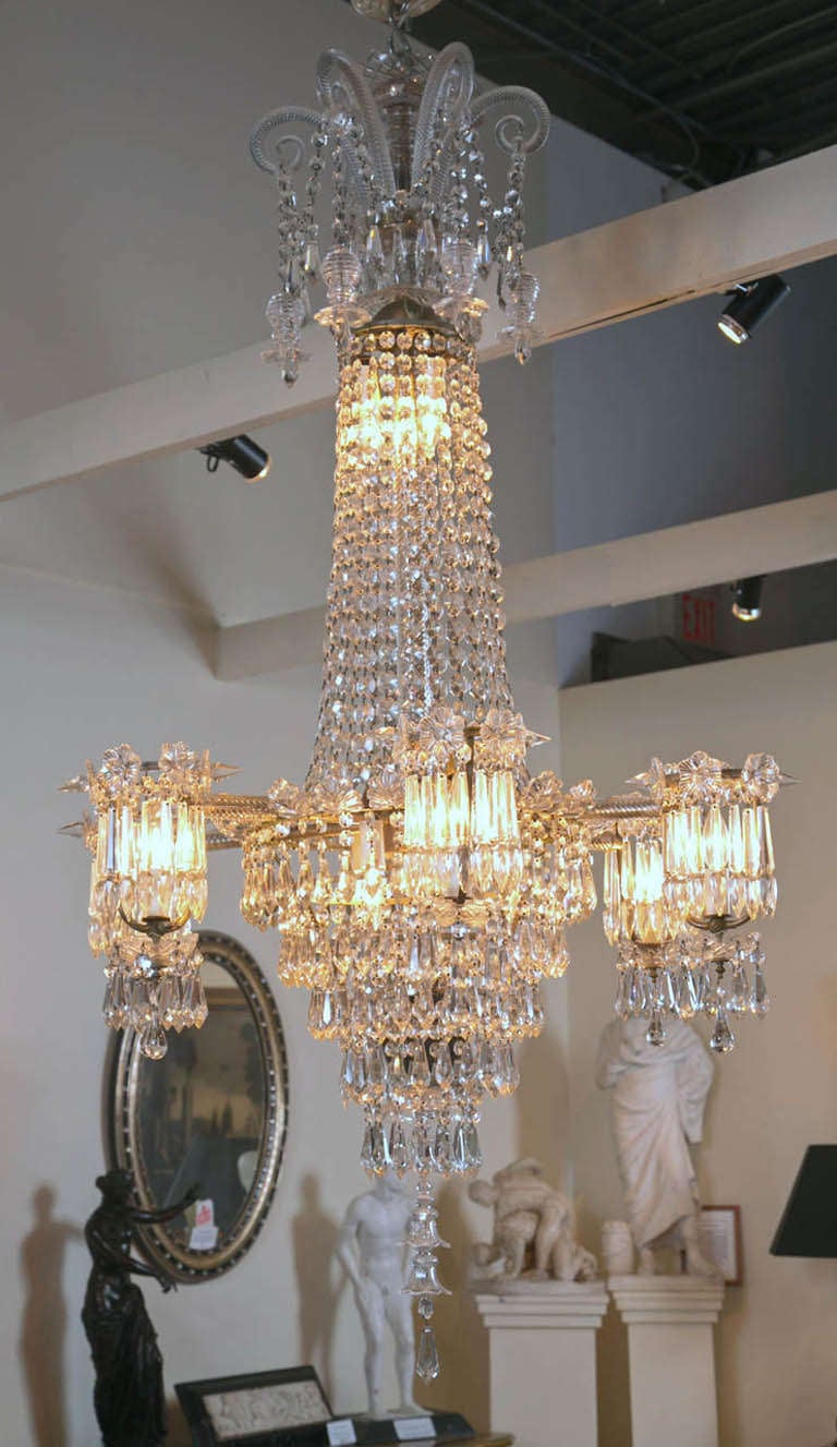 Lampadario di cristallo inglese William IV dell'inizio del XIX secolo in vendita 5
