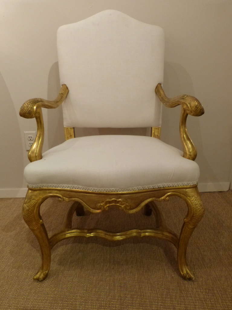 Pair of Italian18th Century Armchairs For Sale 2