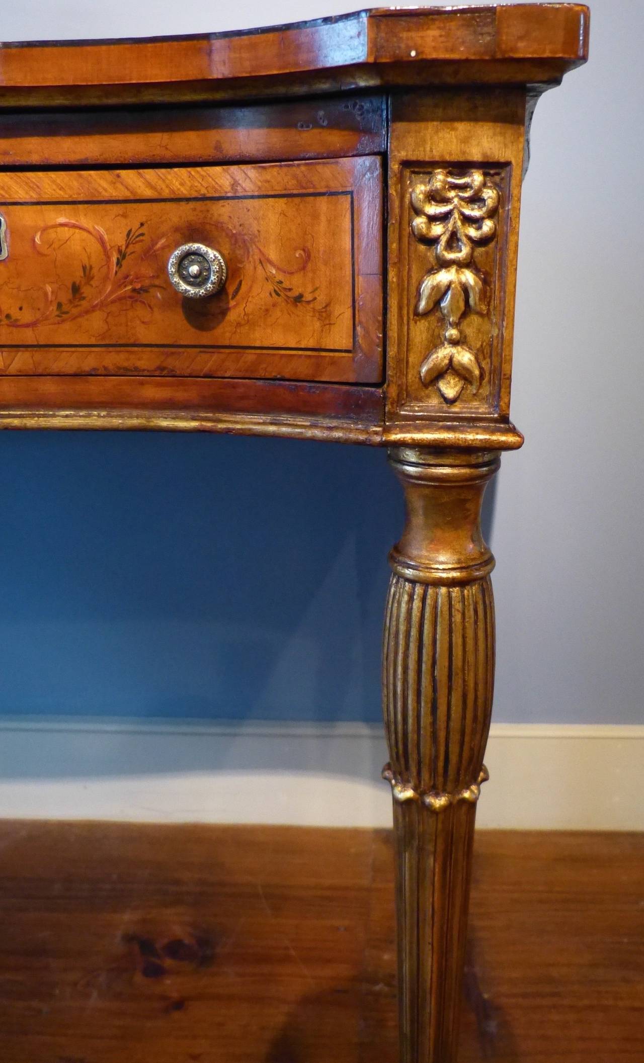 George III Satinwood Serpentine Shaped Painted Writing Table In Excellent Condition In Bantam, CT