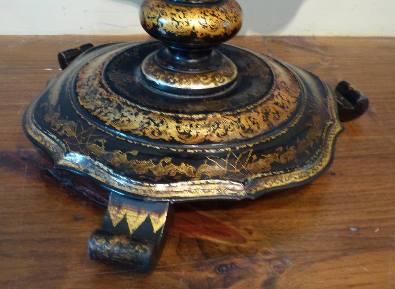 Inlay  Papier Mâché and Mother-of-Pearl Table For Sale