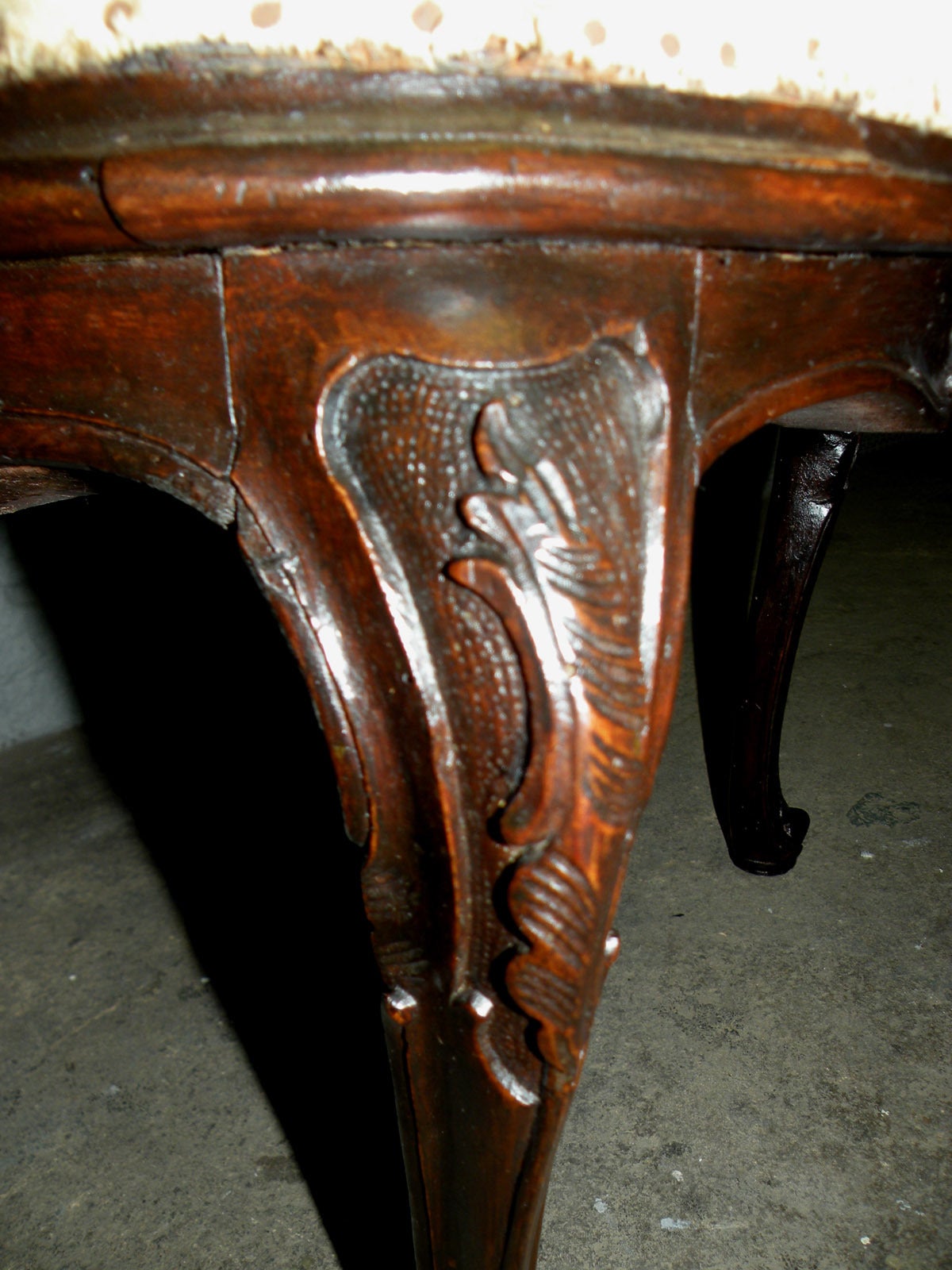 fauteuil rococo vénitien du 18e siècle Bon état - En vente à Troy, NY