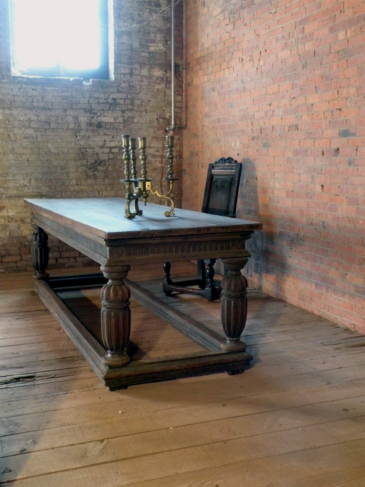 elizabethan dining table