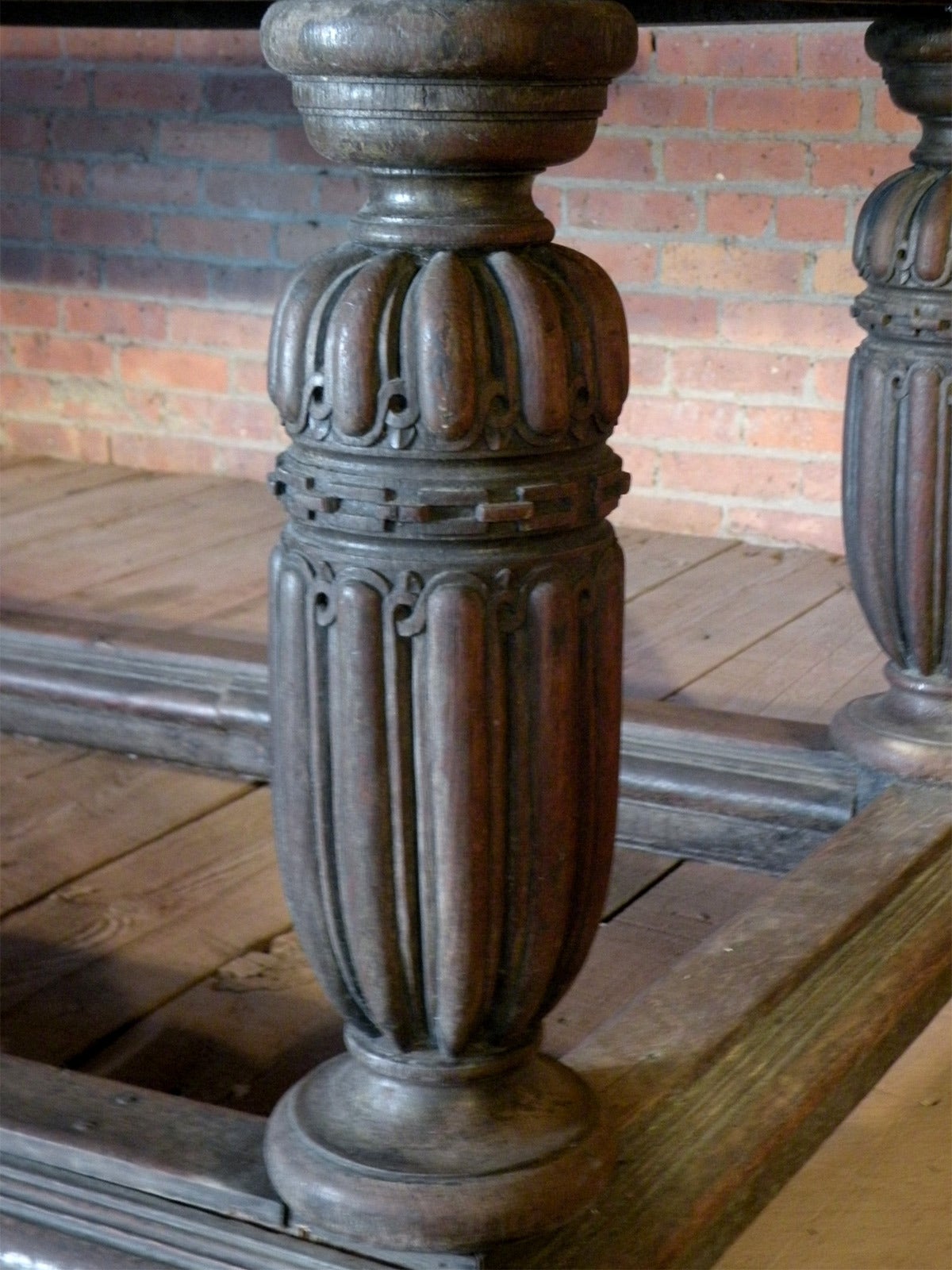 18th Century and Earlier 16th century Elizabethan oak center or dining table For Sale