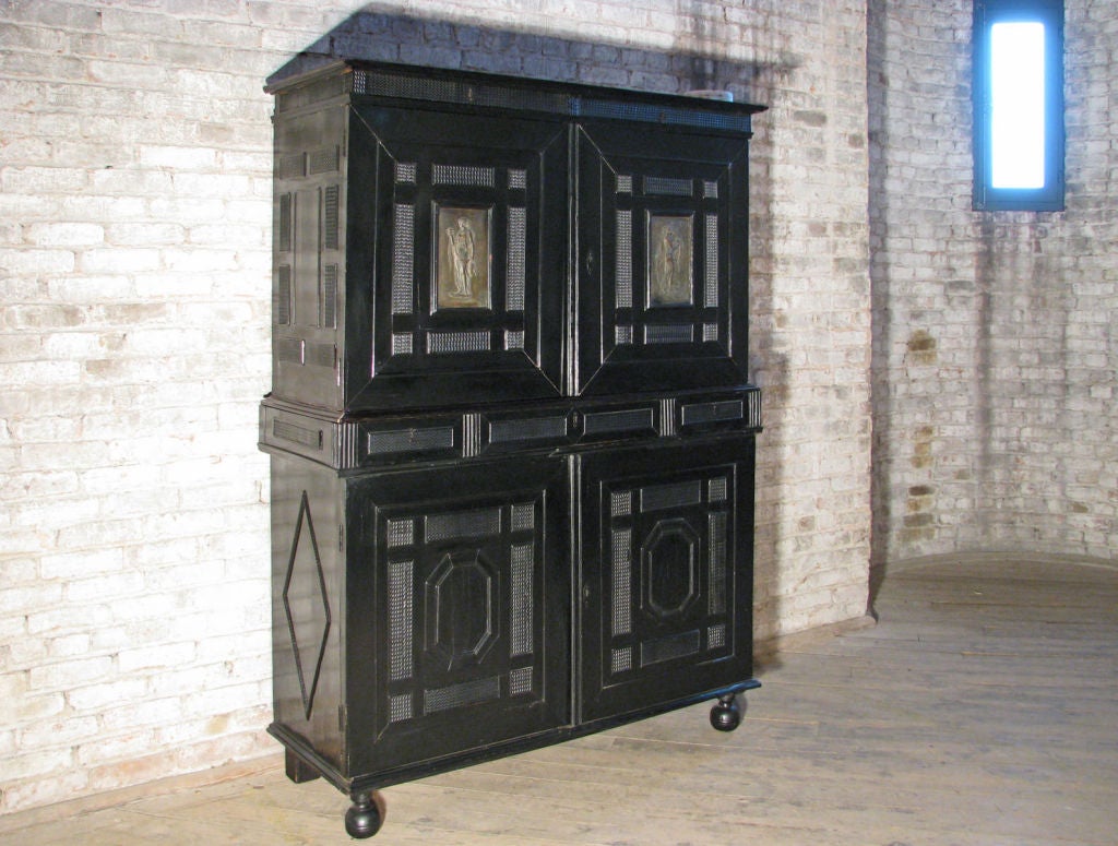French late 17th century Louis XIV Ebonized Cabinet with Fitted Interior In Good Condition In Troy, NY