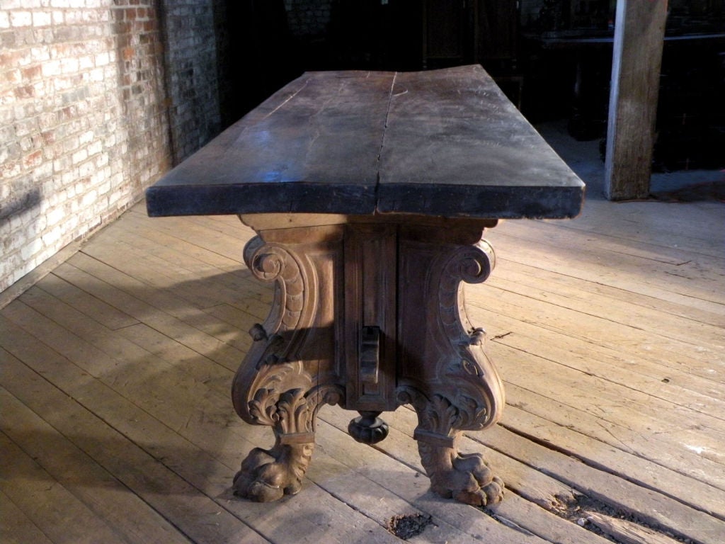 Noyer Table de réfectoire italienne en noyer de style Renaissance du XIXe siècle en vente