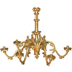 Lustre en bois doré de style néo-gothique du XIXe siècle