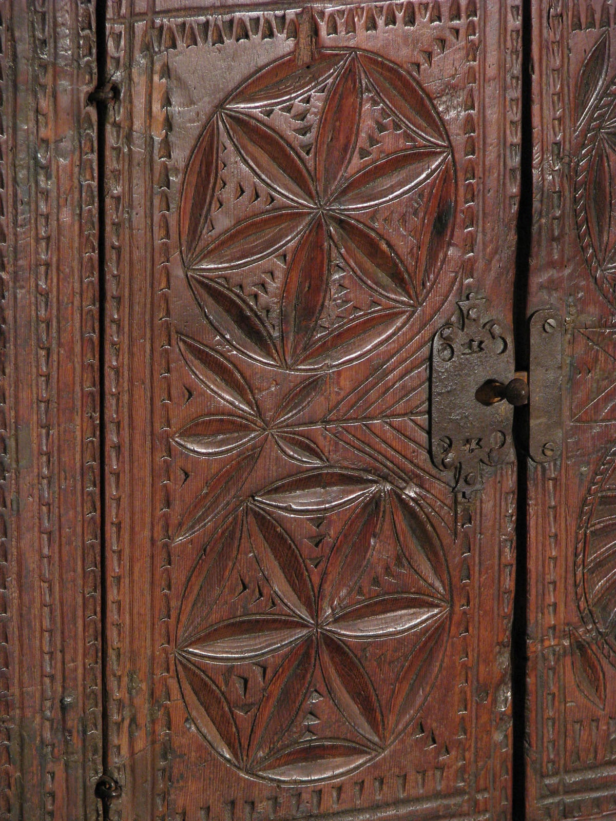 Swiss 15th Century Chip-Carved Center Table - Cabinet In Good Condition For Sale In Troy, NY