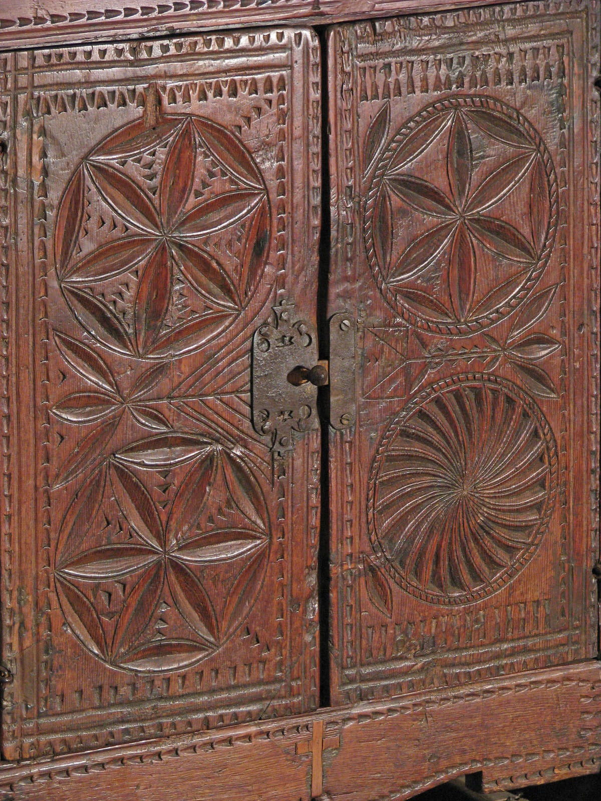 18th Century and Earlier Swiss 15th Century Chip-Carved Center Table - Cabinet For Sale