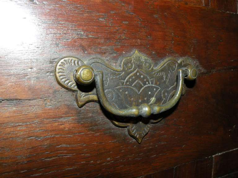 English George I 18th century oak Dresser / Sideboard For Sale 2