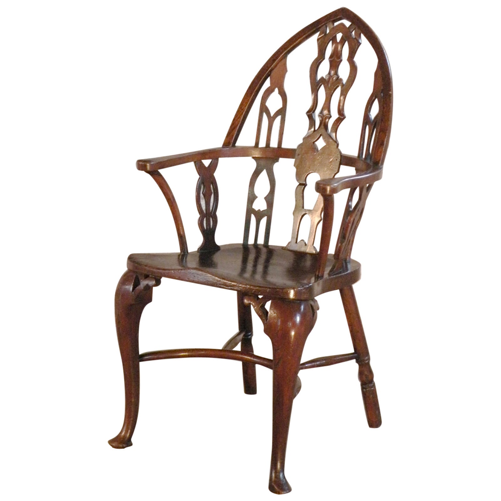  English 19th century George III “Gothick” Yew wood Windsor Chair