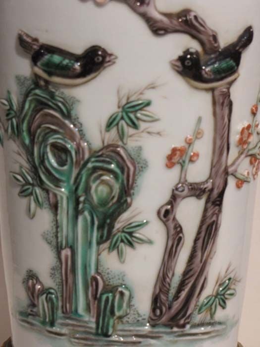 Rare and Fine Chinese Embellished Famille Verte Porcelain Vase For Sale 1