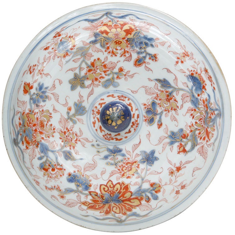 Chinese Export Porcelain Soup Tureen in Imari Colors