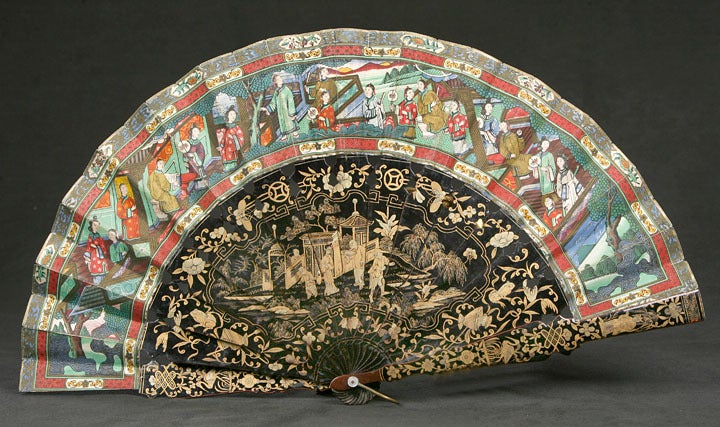 Fine Chinese Painted And Lacquered Export Fan In Excellent Condition For Sale In Wilton, CT