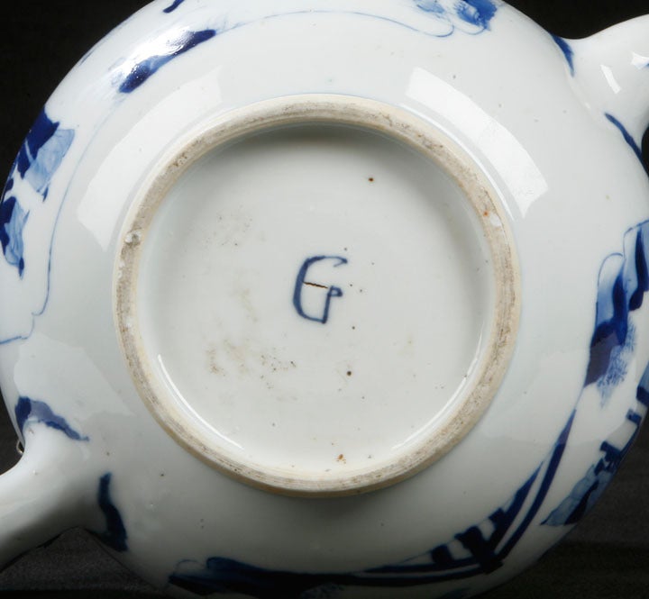 18th Century and Earlier Chinese Blue and White Export Teapot For Sale
