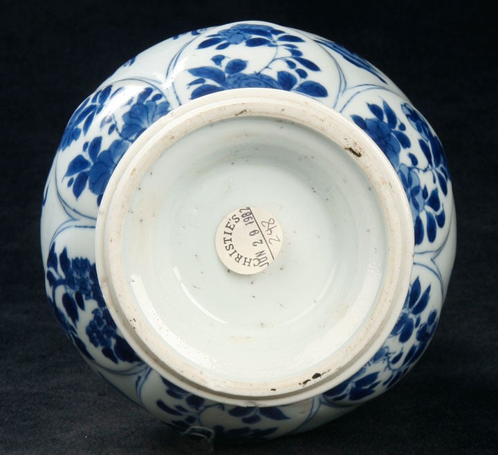 Chinese Blue And White Triple Gourd-Shaped Vase For Sale 2