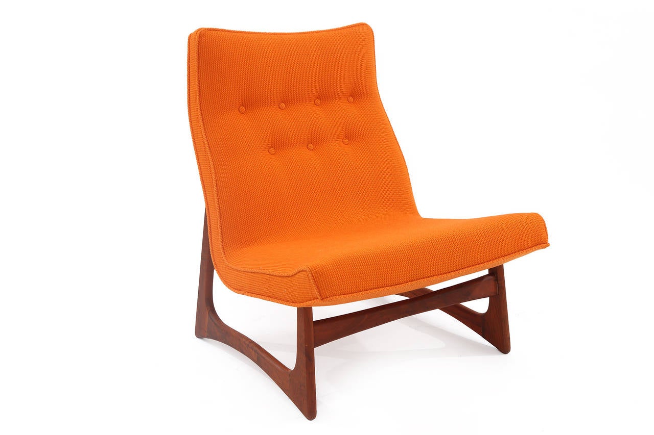 Mid-20th Century Stunning Large-Scale Lounge Chairs by Adrian Pearsall