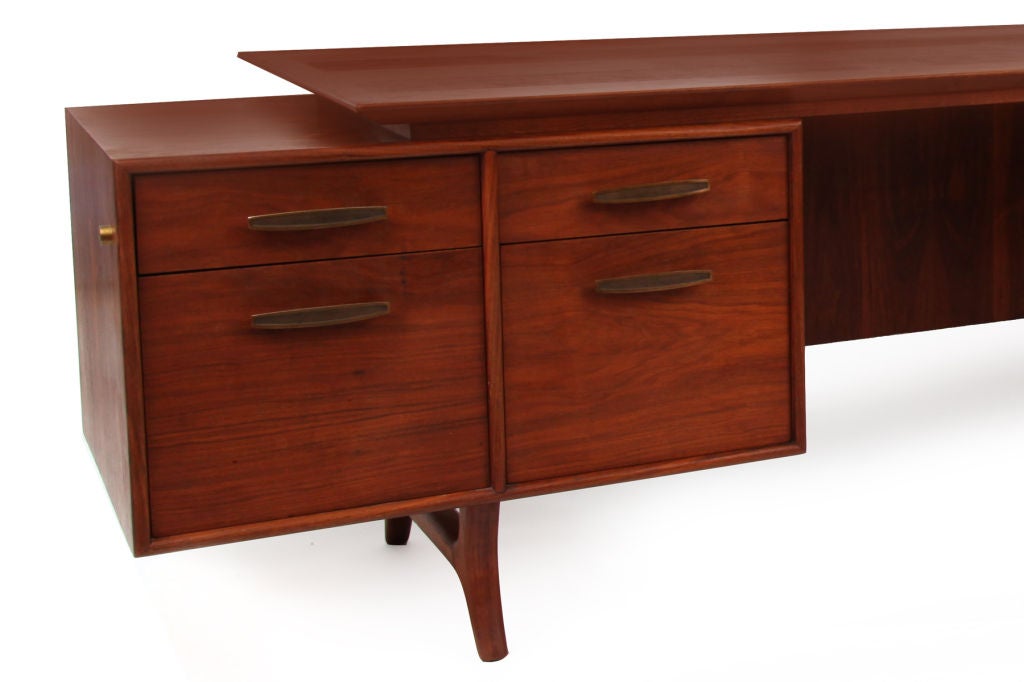 American Rare Monteverdi Young Executive Desk & Return