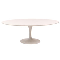 Used Eero Saarinen Knoll Oval Dining Table