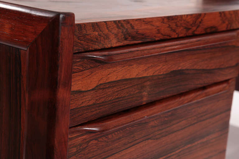 Incredibly Grained Rosewood Executive Desk 1
