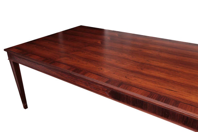 Elegant Rosewood Dining Table at 1stdibs