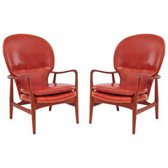 Rare Pair of Sculptural Lounge Chairs by Arne Vodder