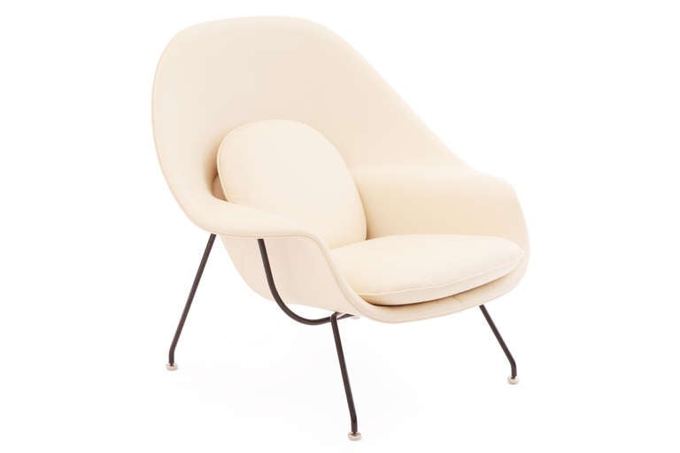womb chair and ottoman