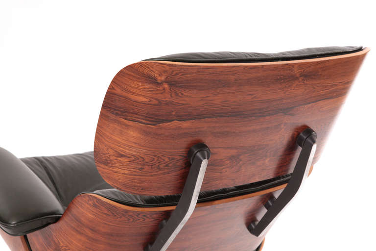 eames lounge chair green