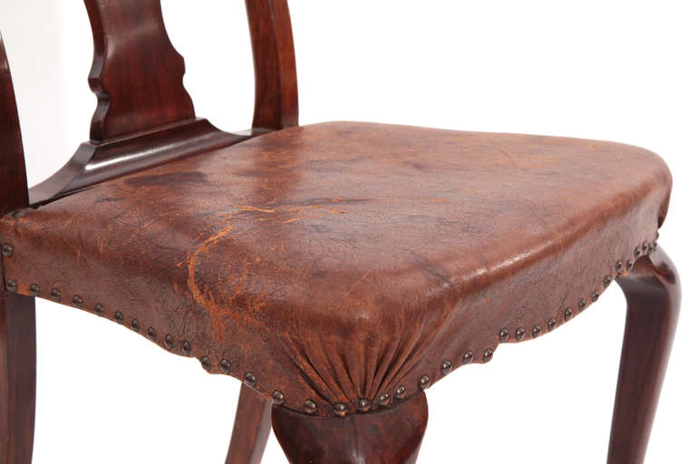 Six Stunning Burled Walnut Queen Anne Dining Chairs 2