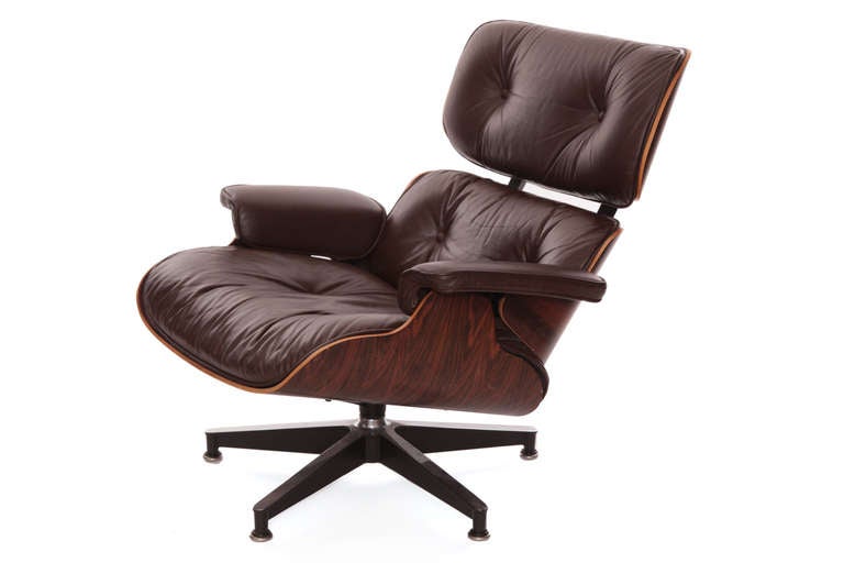 Eames für Herman Miller, Loungesessel und Ottomane aus Rosenholz
