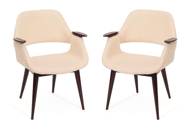 Stunning pair of occasional chairs by Arthur Umanoff, circa late 1950s. These examples have been newly finished and upholstered in a lovely Knoll Cato upholstery. Price listed is for the pair.