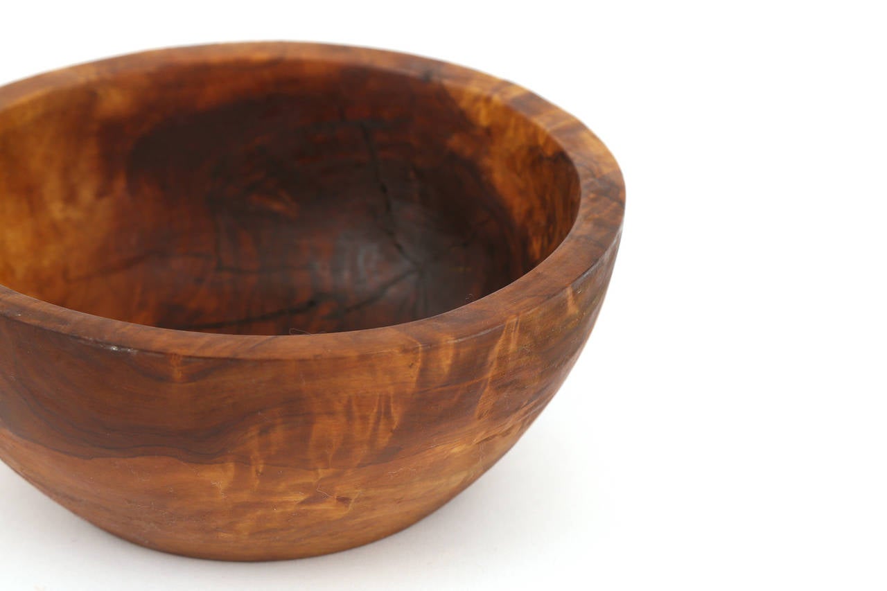Eight Stunning Olivewood Bowls In Excellent Condition In Phoenix, AZ