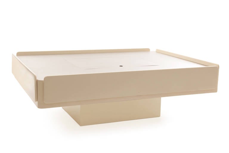 Vico Magistretti for Gavina 'Caori' Cocktail Table