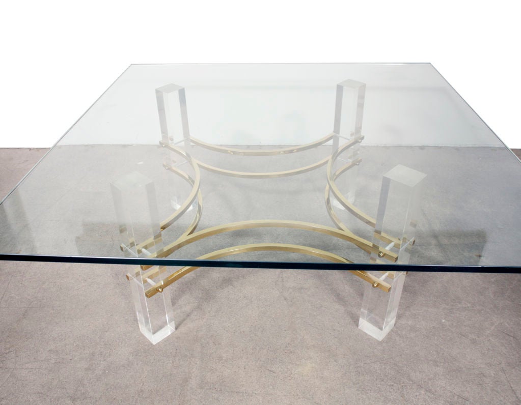 Decorative Lucite and Brass Cocktail Table For Sale at 1stDibs