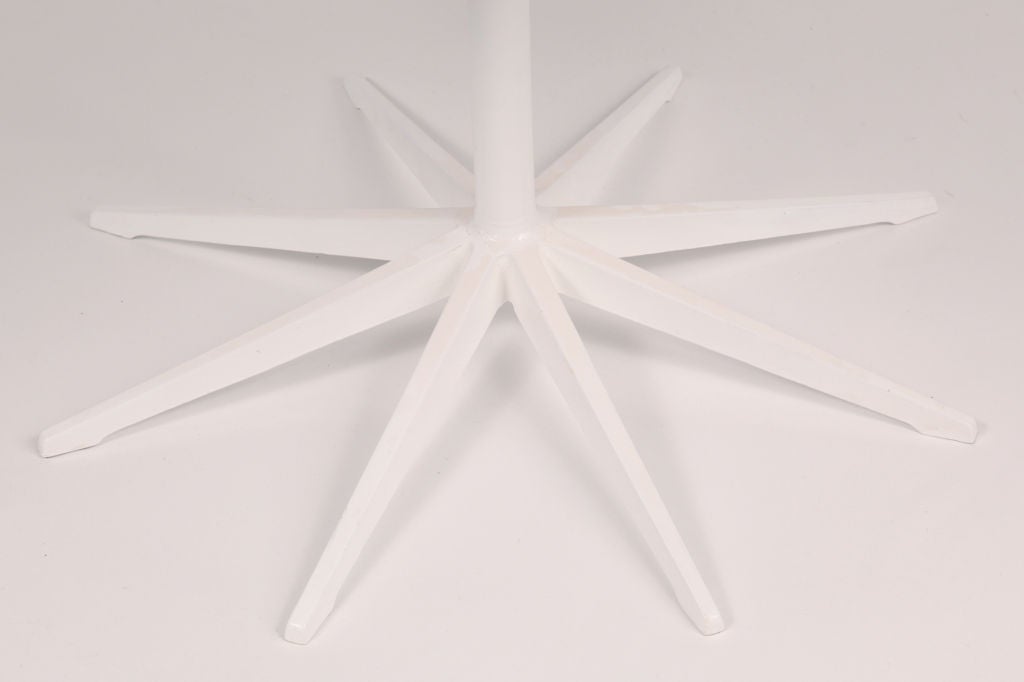Mid-20th Century Early Richard Schultz for Knoll Petal Dining Table