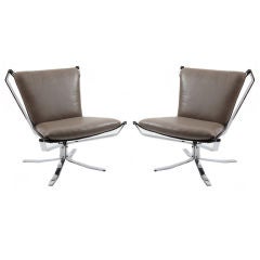 Pair of Falcon Chairs by Sigurd Resell