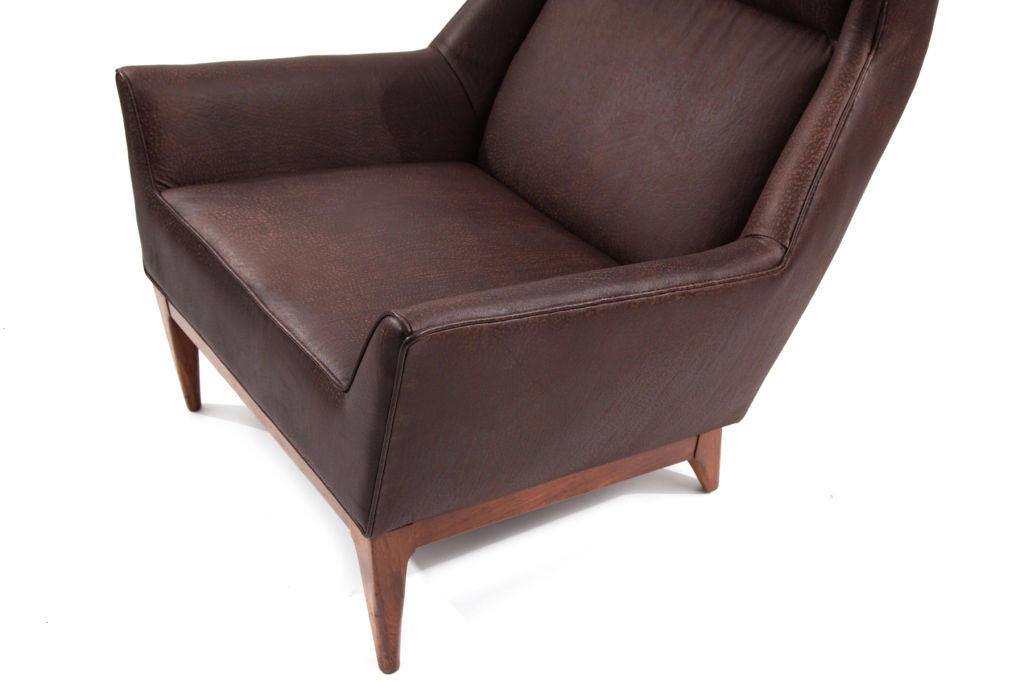 American Striking Leather & Walnut Lounge Chair