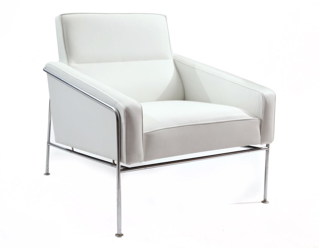 Pair of Arne Jacobsen 3300 Chairs