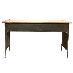 Paris Desk