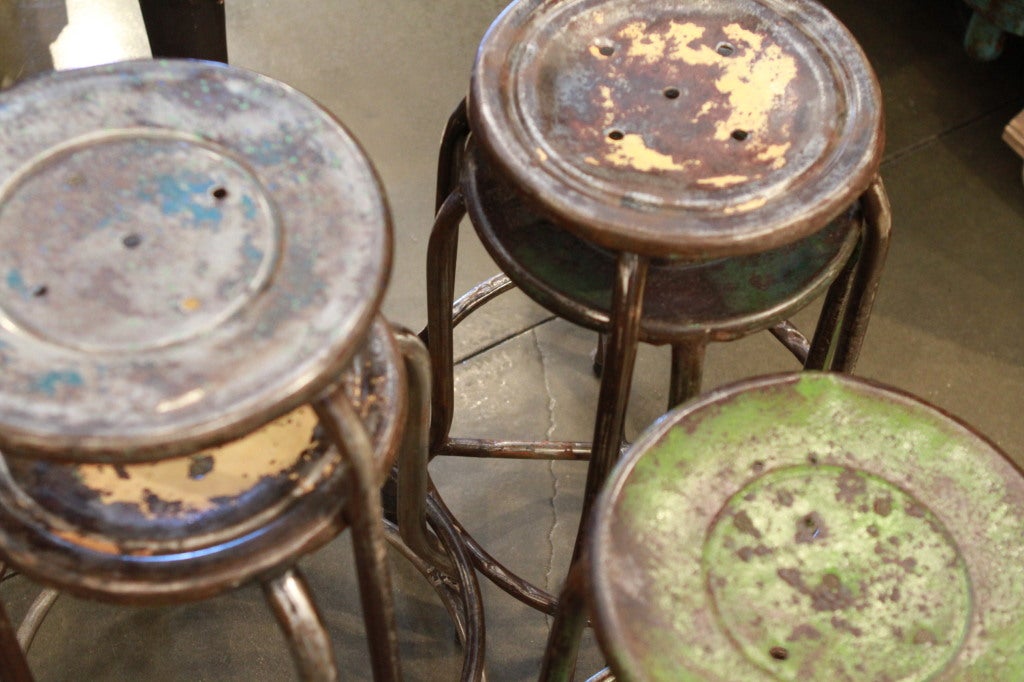 Vintage metal stools For Sale 1