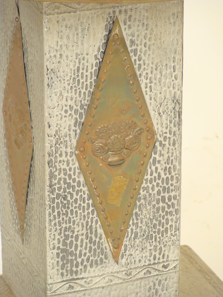 Tavolo occasionale in zinco e rame