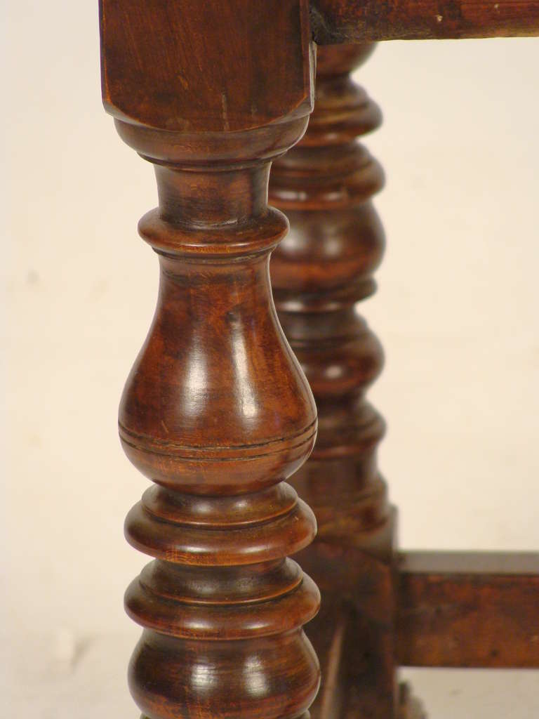 Baroque Style Occasional Table 3