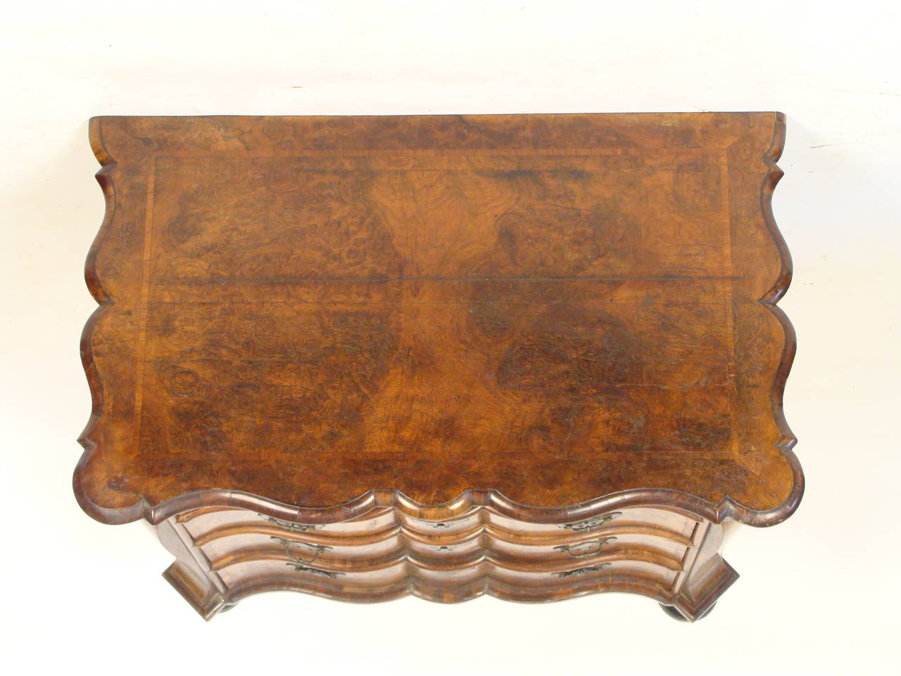 William and Mary Dutch Burled Walnut Chest of Drawers