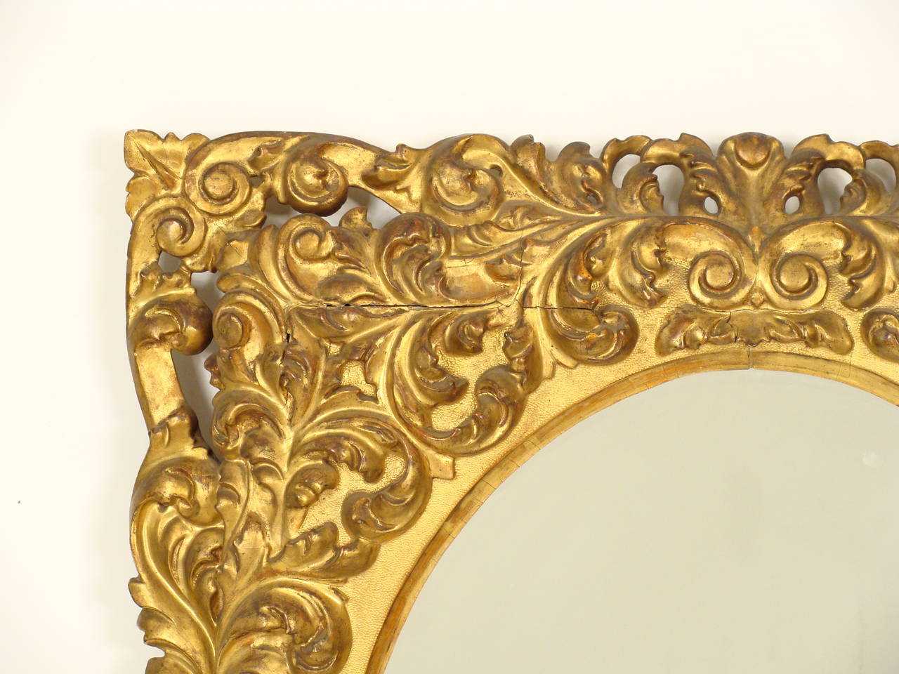 Baroque Italian Giltwood Mirror