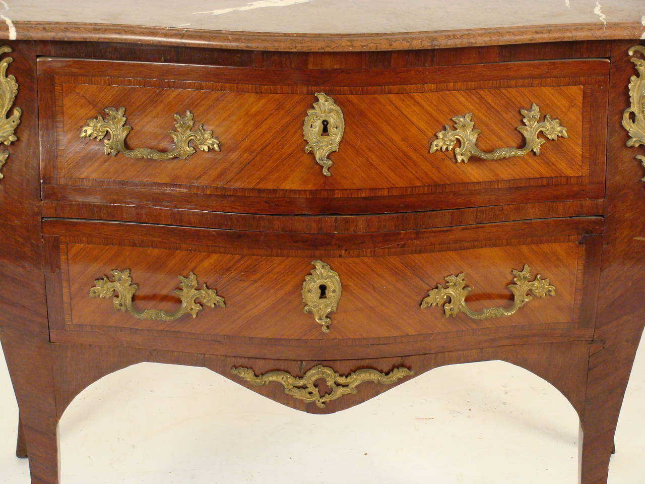 Louis XV Style Bombe Commode In Good Condition In Laguna Beach, CA