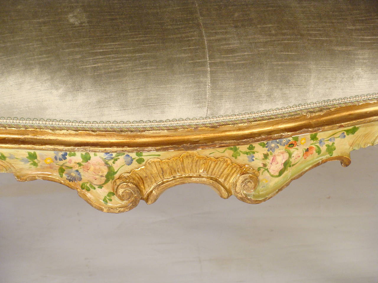 Painted Italian Settee 3