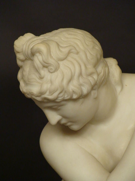 Marble statue of Venus kneeling at 1stDibs