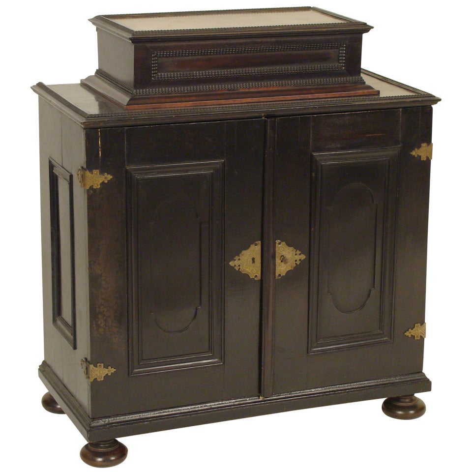 Baroque style table top cabinet