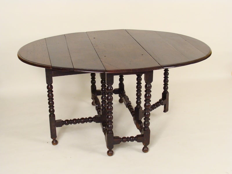 19th Century Antique English oak gateleg table