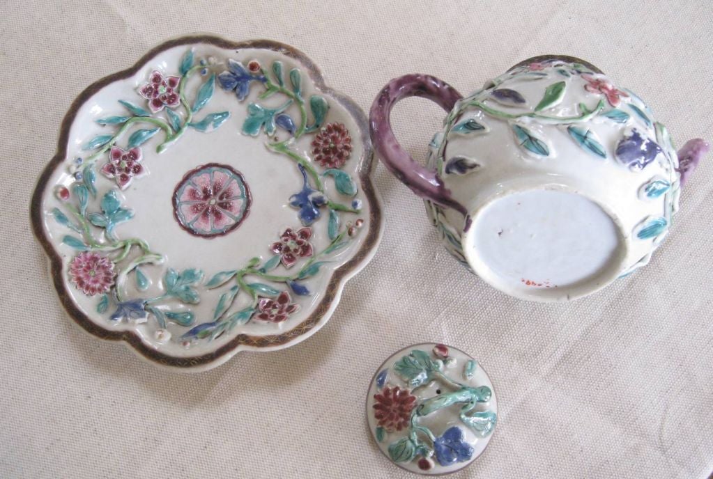 Chinese Famille Rose Porcelain Lotus Teapot and Saucer 2